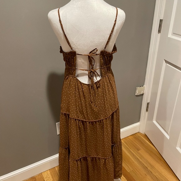 Madewell Sophia Cami Tiered midi dress - Picture 2 of 10